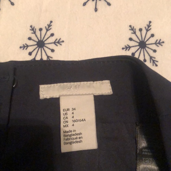 Ladies mini skirt - Picture 4 of 4